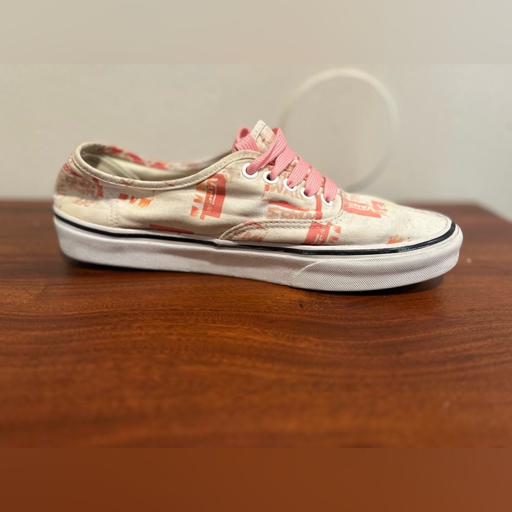 Vans women Dolen sneakers Shoes with Pink Laces size 11 - Picture 6 of 8